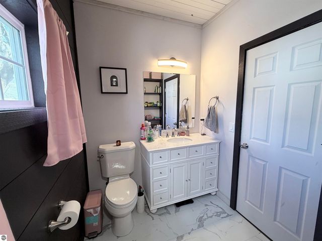 824 Cotey, Cadillac, MI 49601