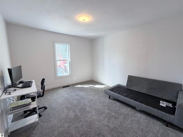 824 Cotey, Cadillac, MI 49601