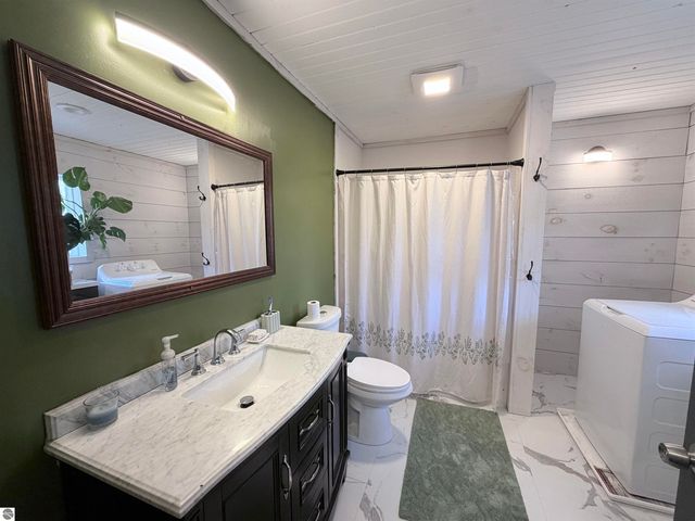 824 Cotey, Cadillac, MI 49601