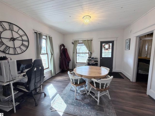 824 Cotey, Cadillac, MI 49601