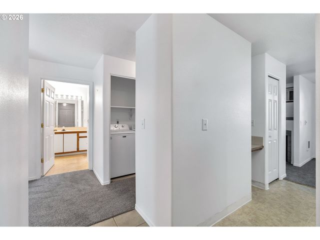 4614 W POWELL Blvd 158, Gresham, OR 97030