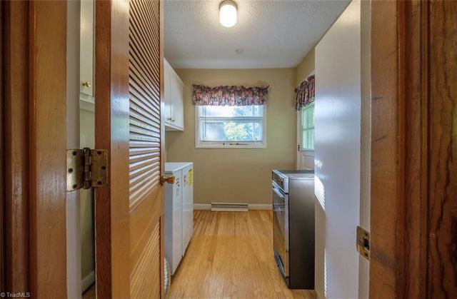 221 Westwood Avenue, Thomasville, NC 27360