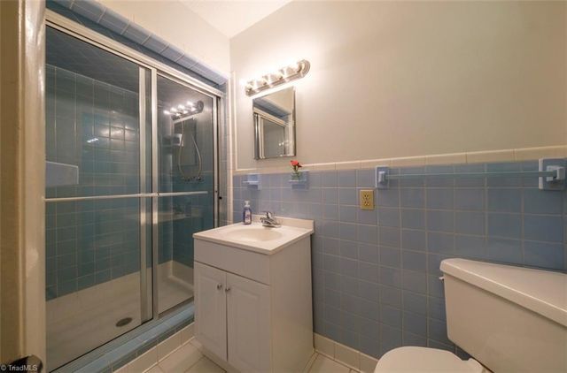 221 Westwood Avenue, Thomasville, NC 27360
