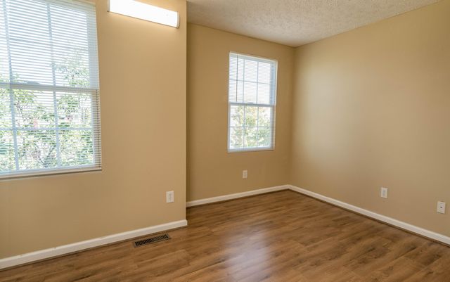 1016 Bella Dona Road, Lexington, KY 40515