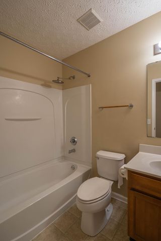 1016 Bella Dona Road, Lexington, KY 40515