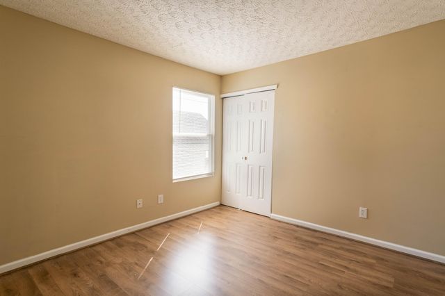 1016 Bella Dona Road, Lexington, KY 40515