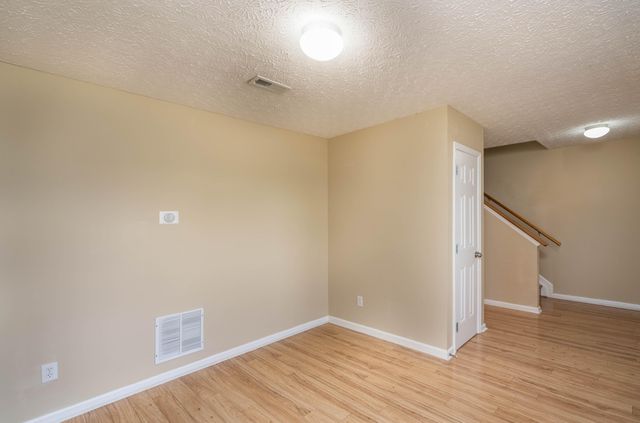 1016 Bella Dona Road, Lexington, KY 40515