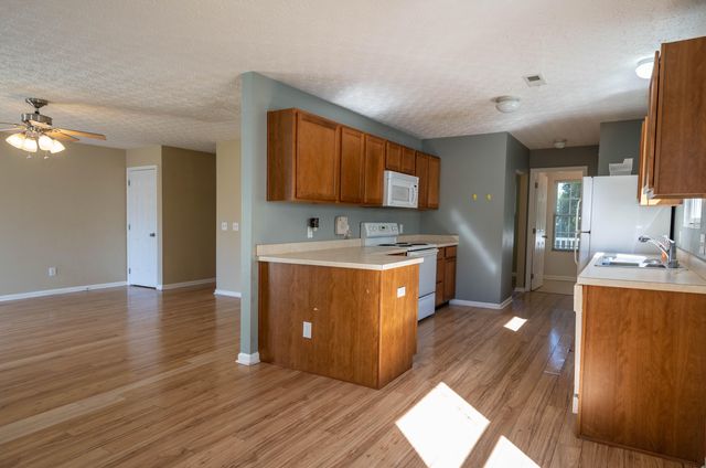 1016 Bella Dona Road, Lexington, KY 40515