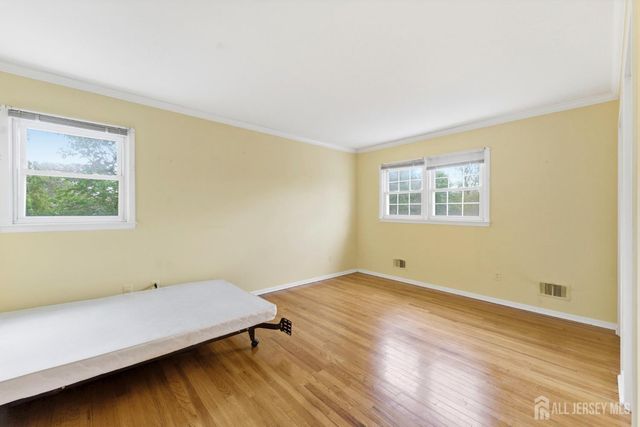 57 Mitchell Avenue, Piscataway, NJ 08854
