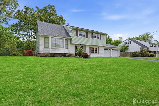 57 Mitchell Avenue, Piscataway, NJ 08854
