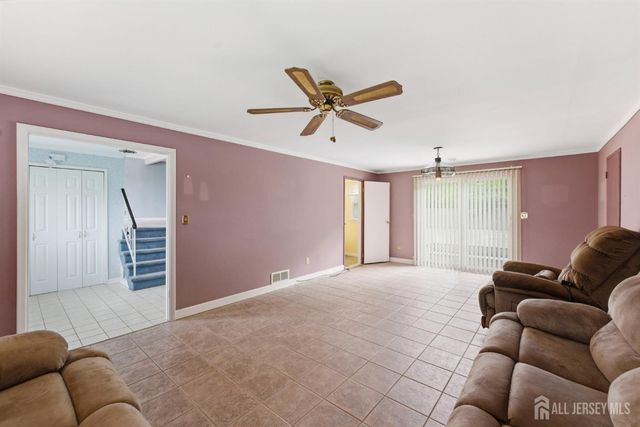 57 Mitchell Avenue, Piscataway, NJ 08854
