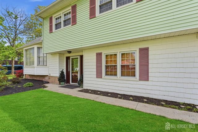 57 Mitchell Avenue, Piscataway, NJ 08854