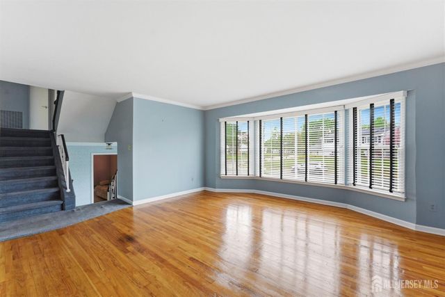 57 Mitchell Avenue, Piscataway, NJ 08854