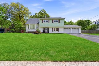 57 Mitchell Avenue, Piscataway, NJ 08854