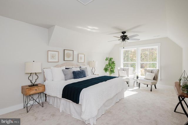 2036 WILLIAM AVE, Essex, MD 21221