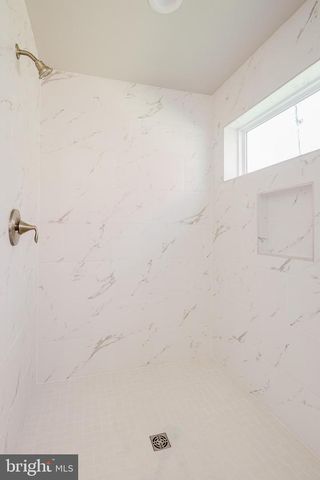 2036 WILLIAM AVE, Essex, MD 21221