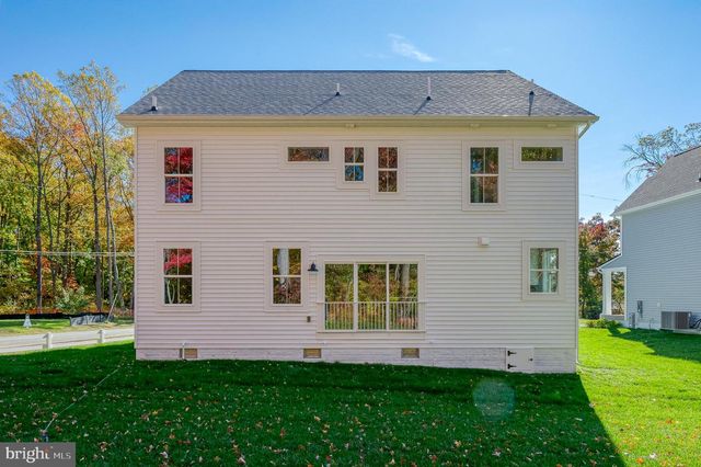 2036 WILLIAM AVE, Essex, MD 21221