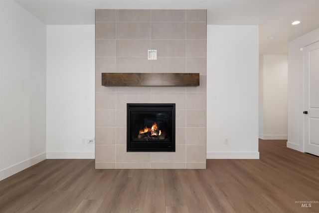 10520 W Shumard Dr, Star, ID 83669