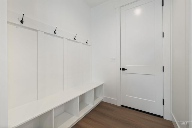 10520 W Shumard Dr, Star, ID 83669