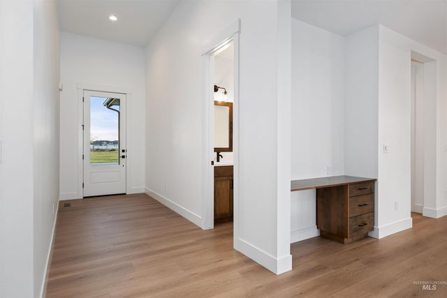 10520 W Shumard Dr, Star, ID 83669