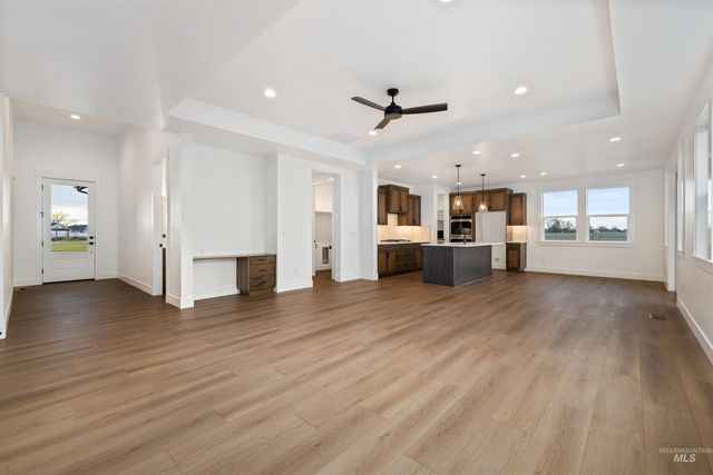 10520 W Shumard Dr, Star, ID 83669