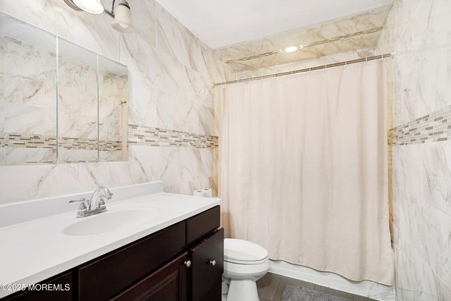 134 Shady Lane Drive, Lakewood, NJ 08701