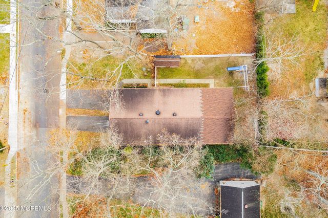 134 Shady Lane Drive, Lakewood, NJ 08701