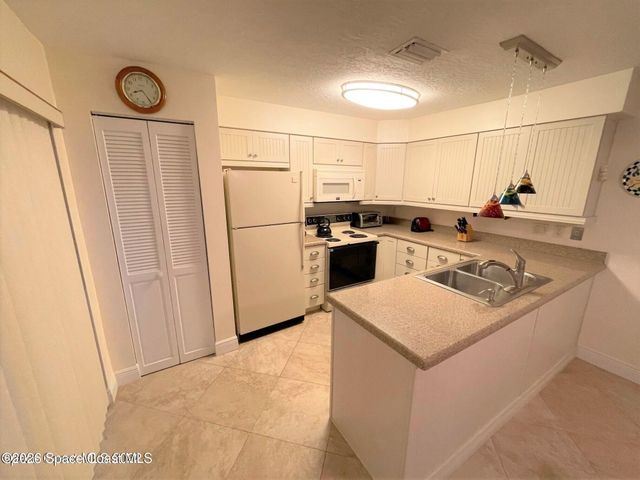 3291 River Villa Way, Melbourne Beach, FL 32951