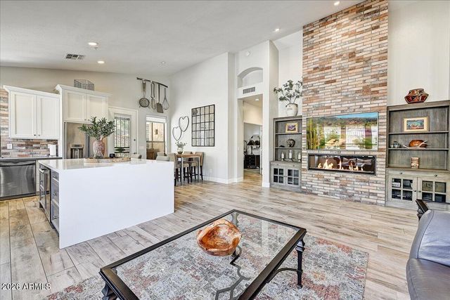 13907 E PARADISE Lane, Scottsdale, AZ 85259