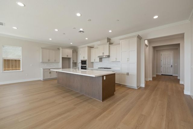 3080 Wisteria Dr, Lodi, CA 95242