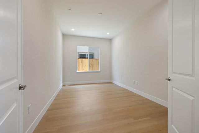 3080 Wisteria Dr, Lodi, CA 95242