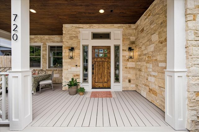 720 Oxford Street, Houston, TX 77007