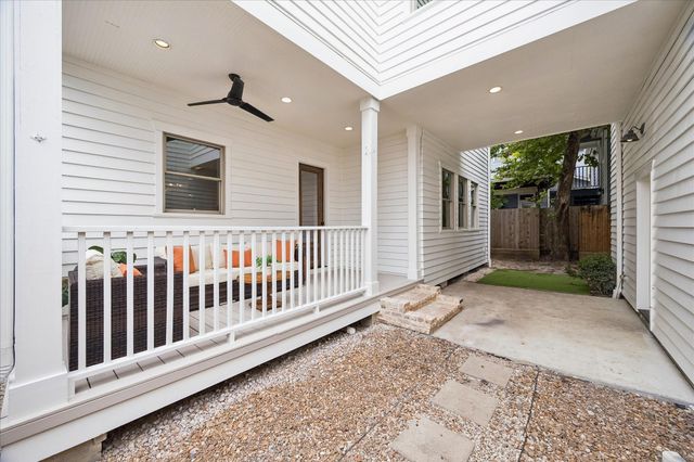 720 Oxford Street, Houston, TX 77007