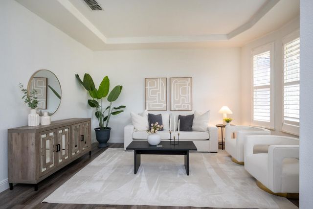 10208 Jenny Lynn Way, Elk Grove, CA 95757