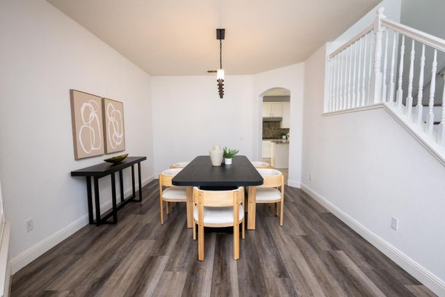 10208 Jenny Lynn Way, Elk Grove, CA 95757