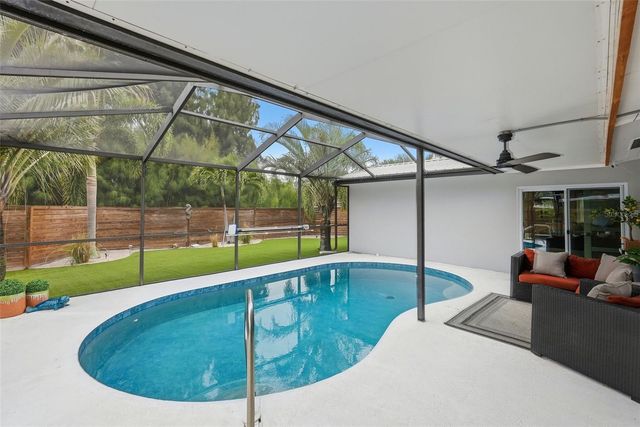 3698 61ST WAY N, St Petersburg, FL 33710