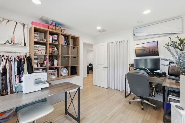 3698 61ST WAY N, St Petersburg, FL 33710