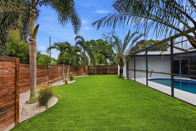 3698 61ST WAY N, St Petersburg, FL 33710