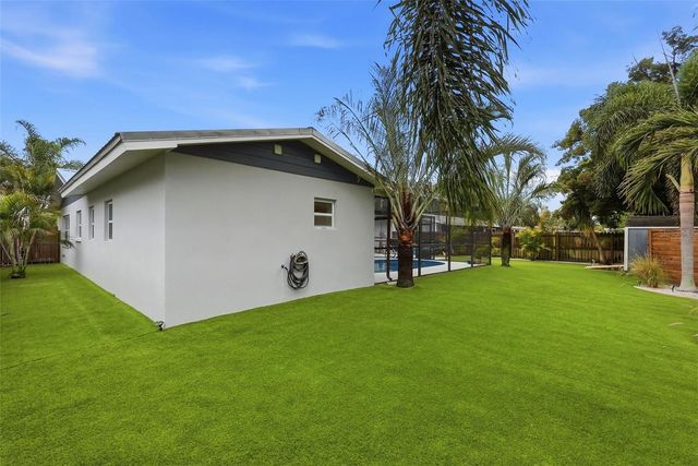 3698 61ST WAY N, St Petersburg, FL 33710