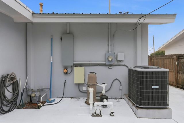 3698 61ST WAY N, St Petersburg, FL 33710