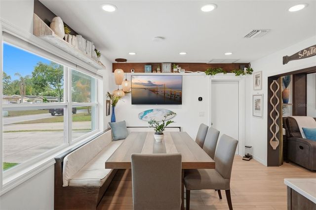 3698 61ST WAY N, St Petersburg, FL 33710