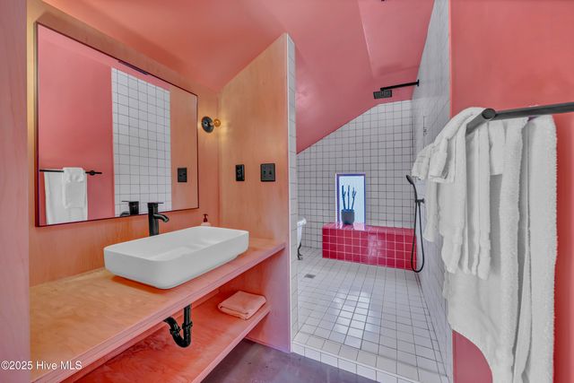 118 S 4th Street, Wilmington, NC 28401