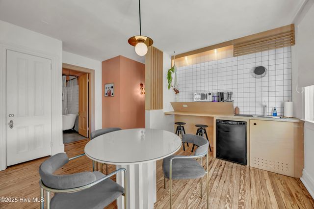 118 S 4th Street, Wilmington, NC 28401