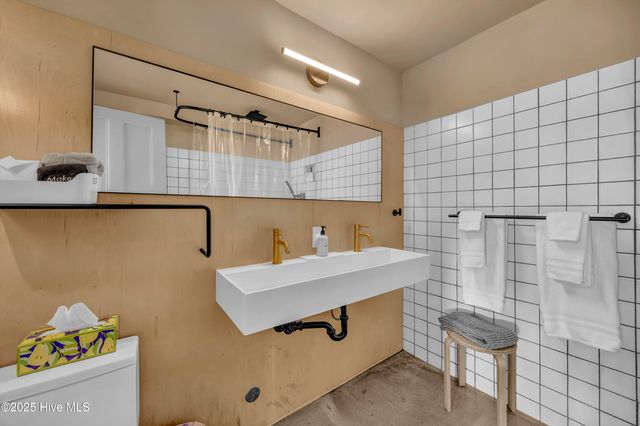 118 S 4th Street, Wilmington, NC 28401