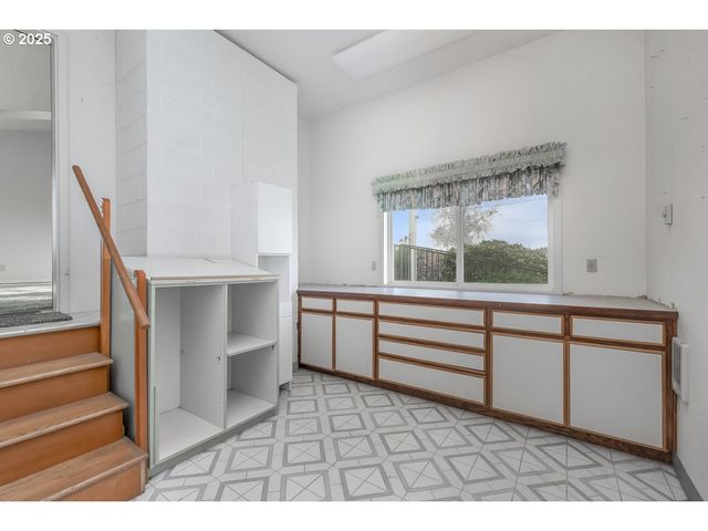 23990 Sw TILE FLAT Rd, Hillsboro, OR 97123