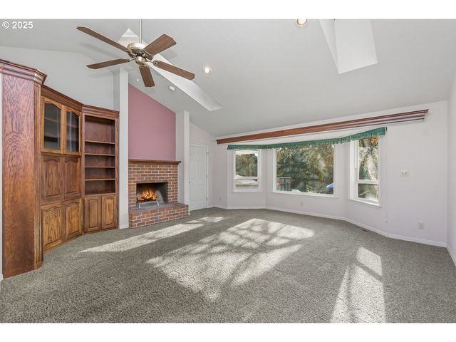 23990 Sw TILE FLAT Rd, Hillsboro, OR 97123