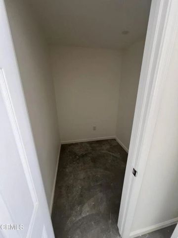 101 N Santa Rosa Street, Ventura, CA 93001