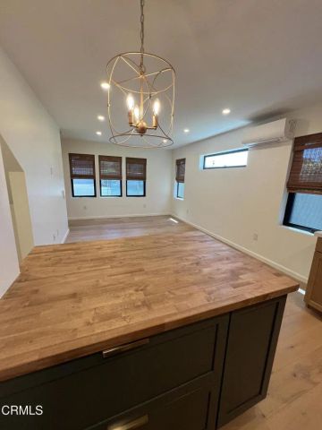 101 N Santa Rosa Street, Ventura, CA 93001