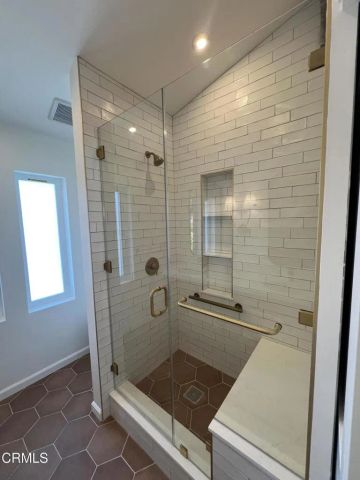 101 N Santa Rosa Street, Ventura, CA 93001