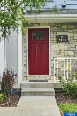 7056 Kentwell Lane, Lincoln, NE 68516